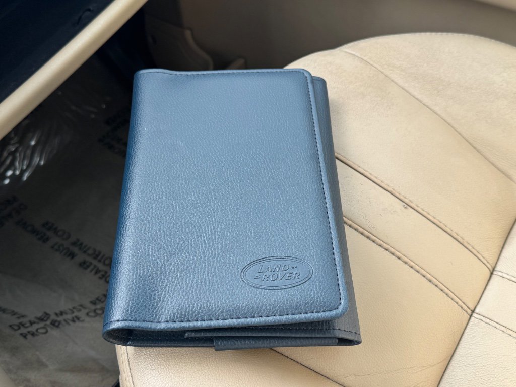 Used 2013 Land Rover LR4 HSE AWD/4WD image 31