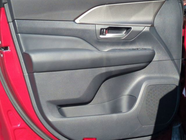 Certified 2026 Toyota Grand Highlander XLE image 14