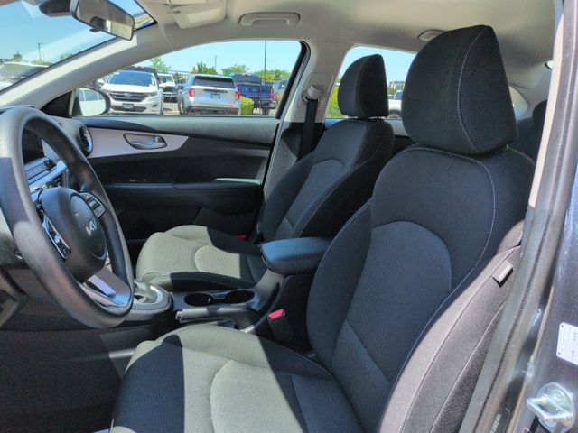 Used 2024 Kia Forte LXS w/ LXS Technology Package FWD image 24