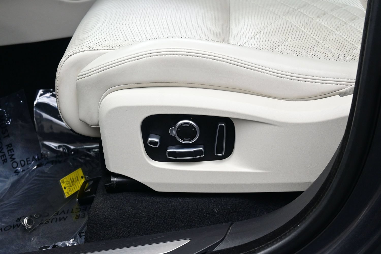 Used 2022 Jaguar F-PACE S AWD/4WD image 13