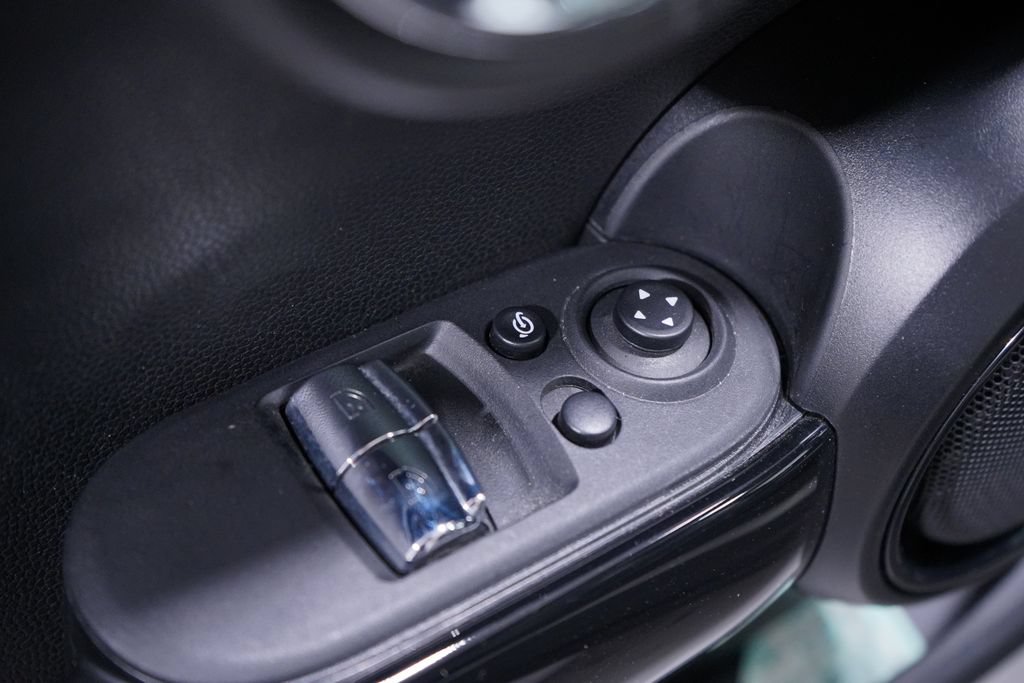 Used 2022 MINI Cooper S FWD image 19