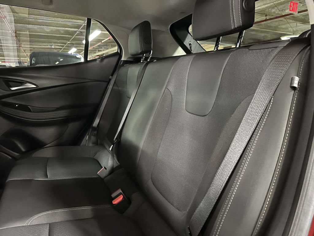 Used 2023 Buick Encore GX Preferred w/ Cold Weather Comfort Package FWD image 14