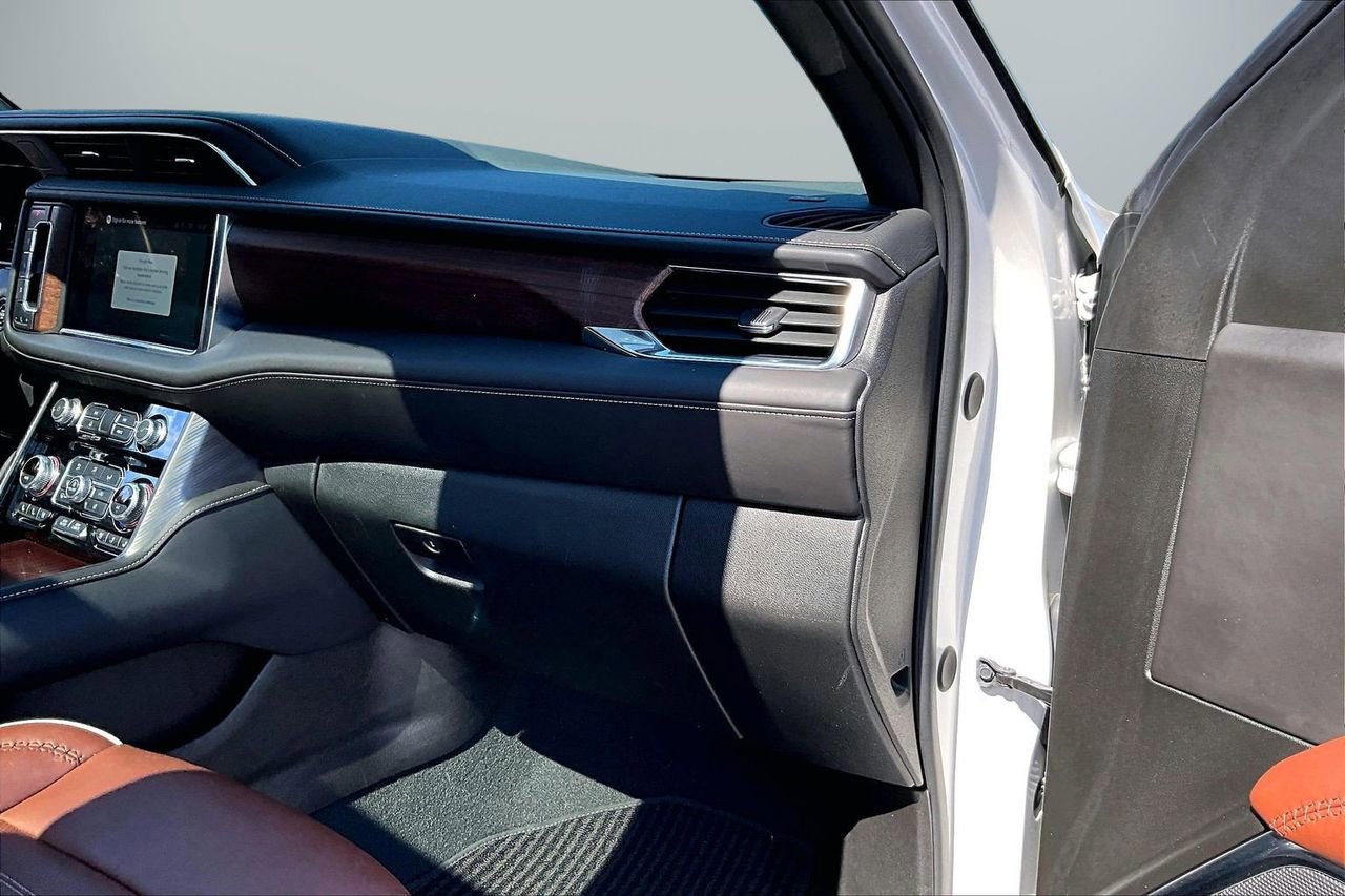 Used 2023 GMC Yukon Denali Ultimate image 21