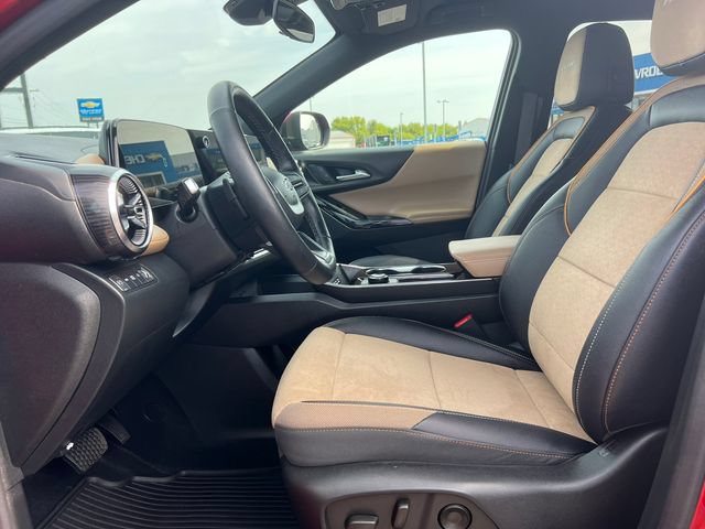 Used 2025 Chevrolet Equinox ACTIV w/ Convenience Package III AWD/4WD image 4