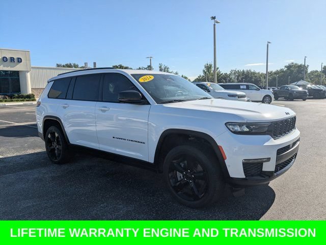 Used 2024 Jeep Grand Cherokee L Limited w/ Luxury Tech Group II AWD/4WD image 3