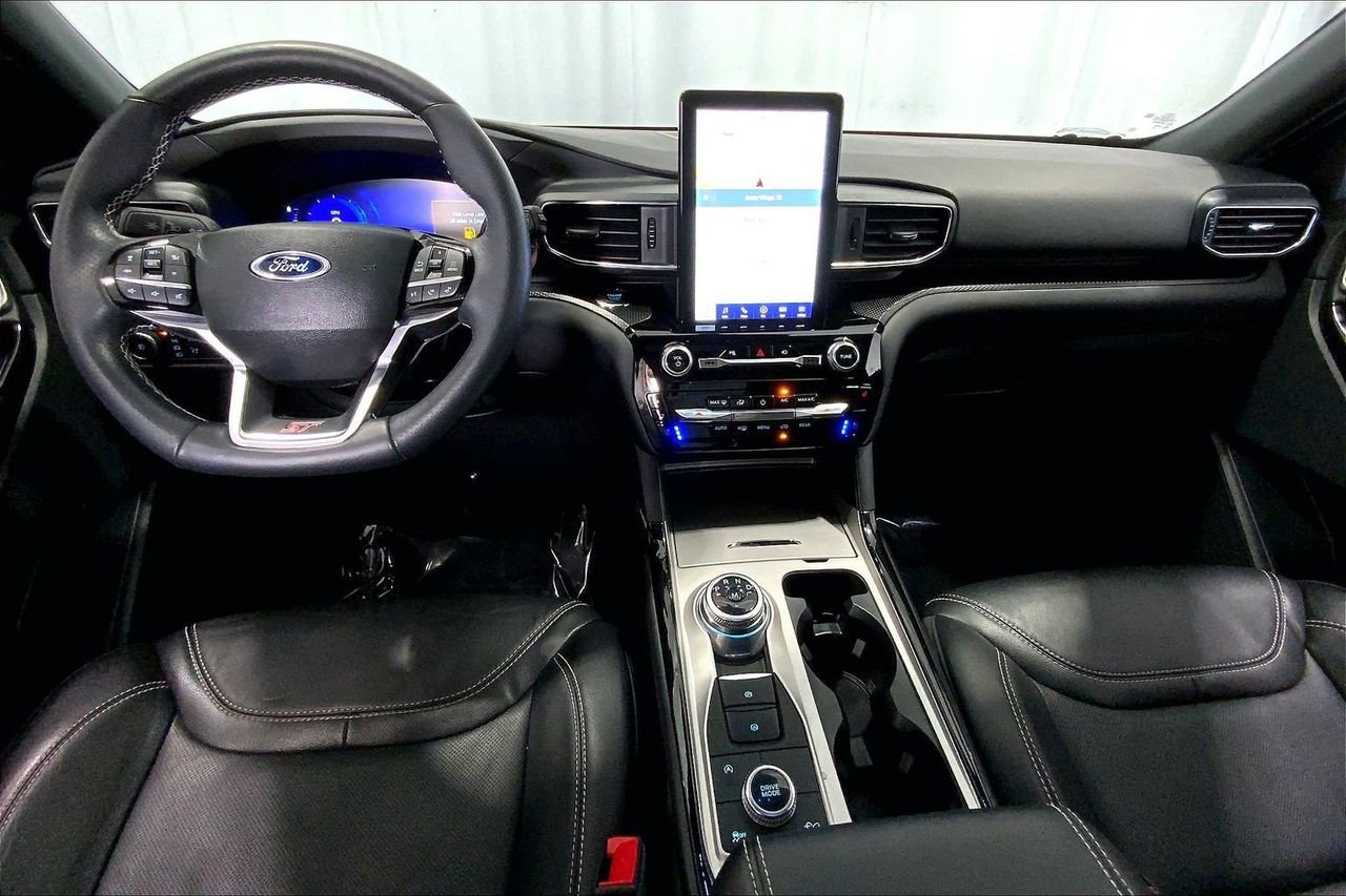 Certified 2023 Ford Explorer ST w/ Equipment Group 401A image 15