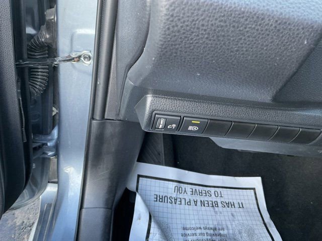 Used 2024 Toyota Corolla LE image 21