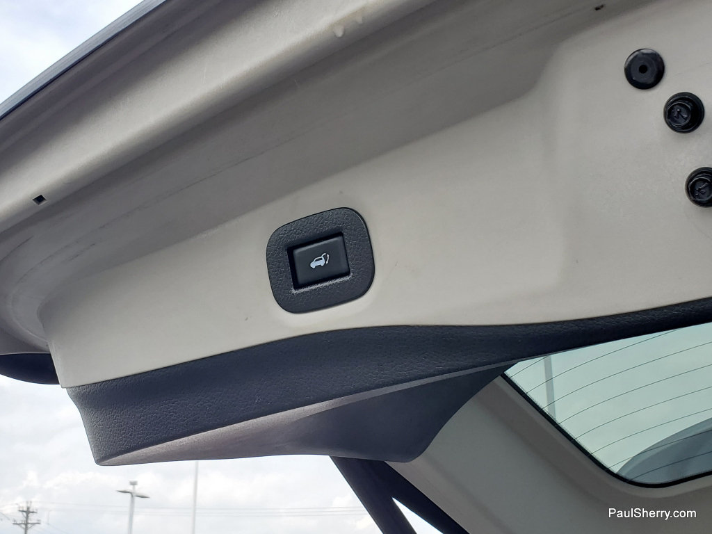 Used 2020 Nissan Rogue SV AWD/4WD image 14
