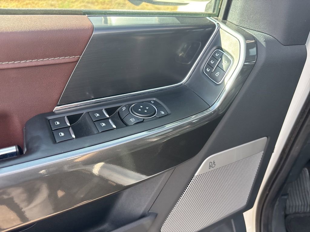 Used 2023 Ford F150 Lariat w/ Equipment Group 502A High image 11