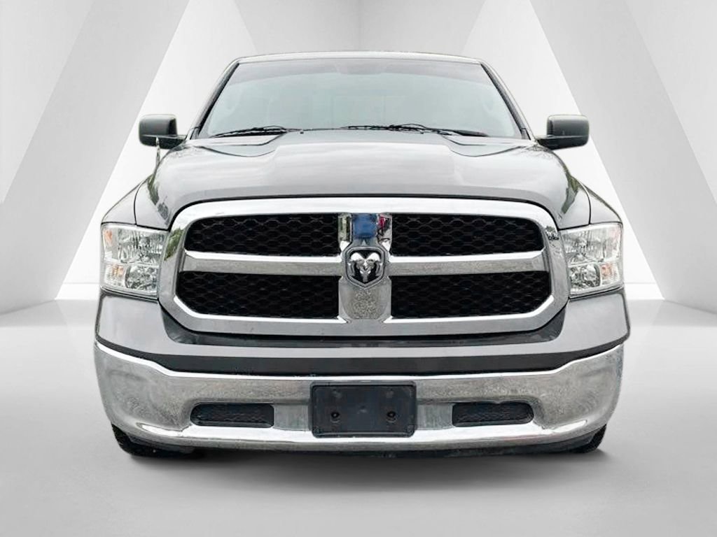 Used 2016 RAM 1500 Classic SLT AWD/4WD image 2