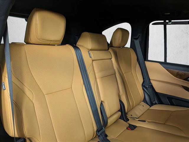 Used 2026 Lexus LX 600 4WD w/ Accessory Package (Z1) image 23