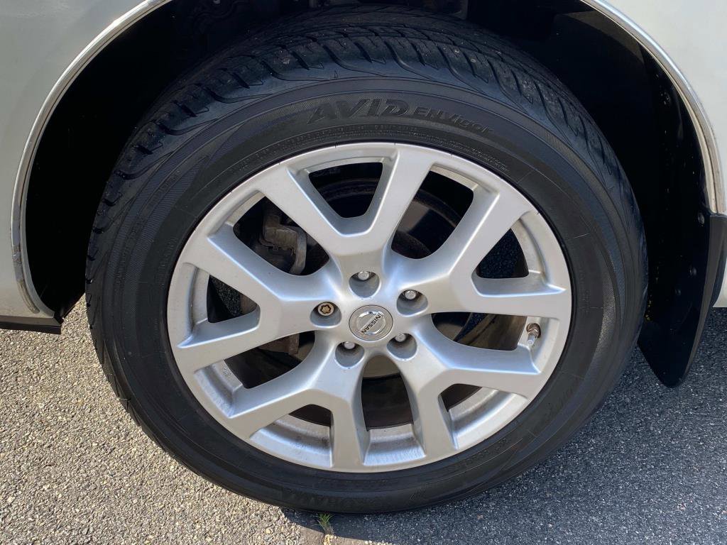 Used 2012 Nissan Rogue SL image 16