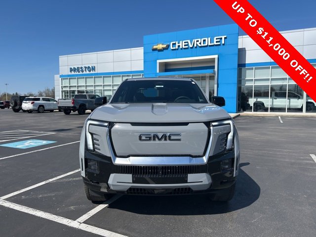 New 2025 GMC Sierra EV Denali image 8