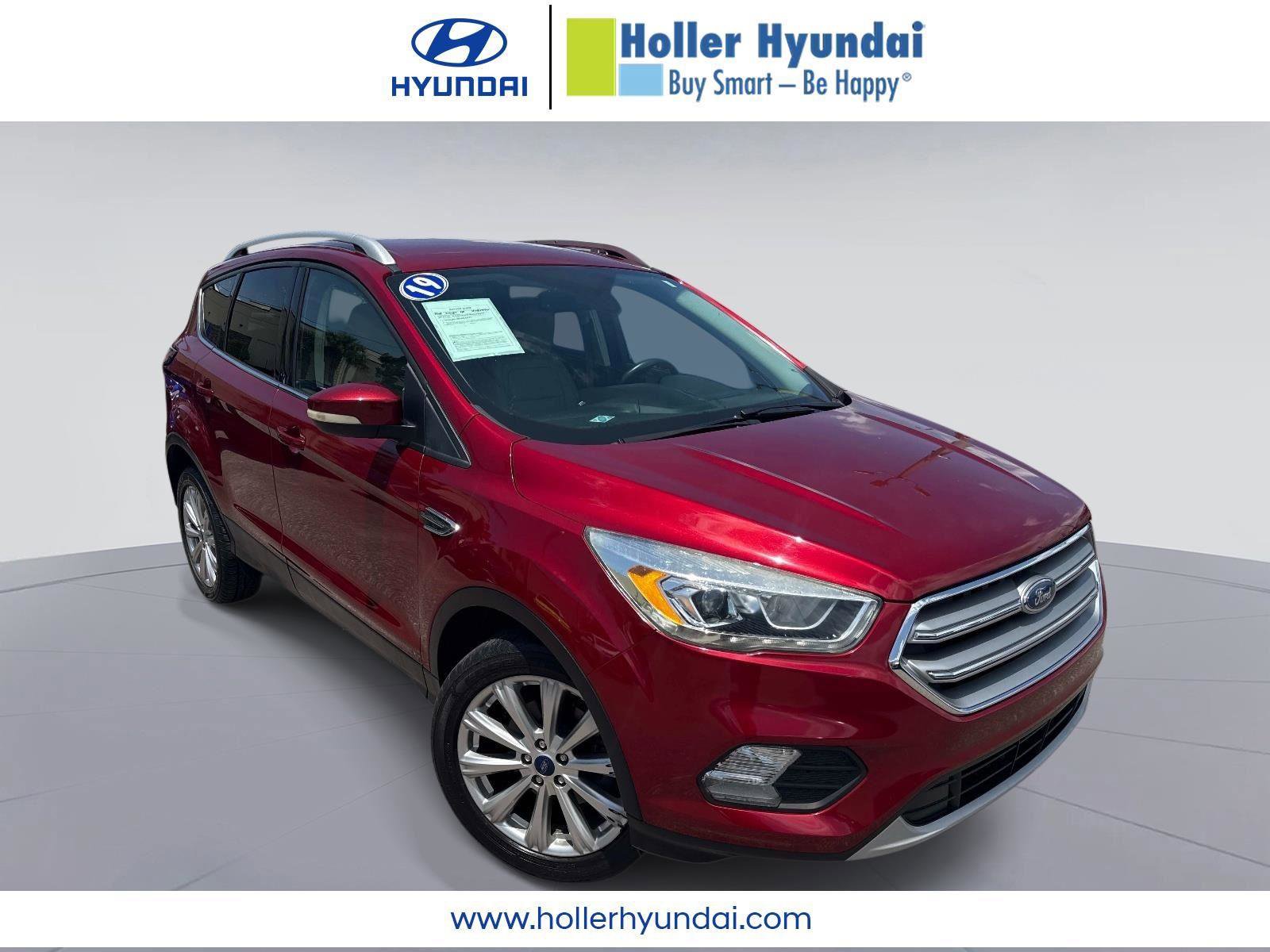 Used 2017 Ford Escape Titanium FWD image 1