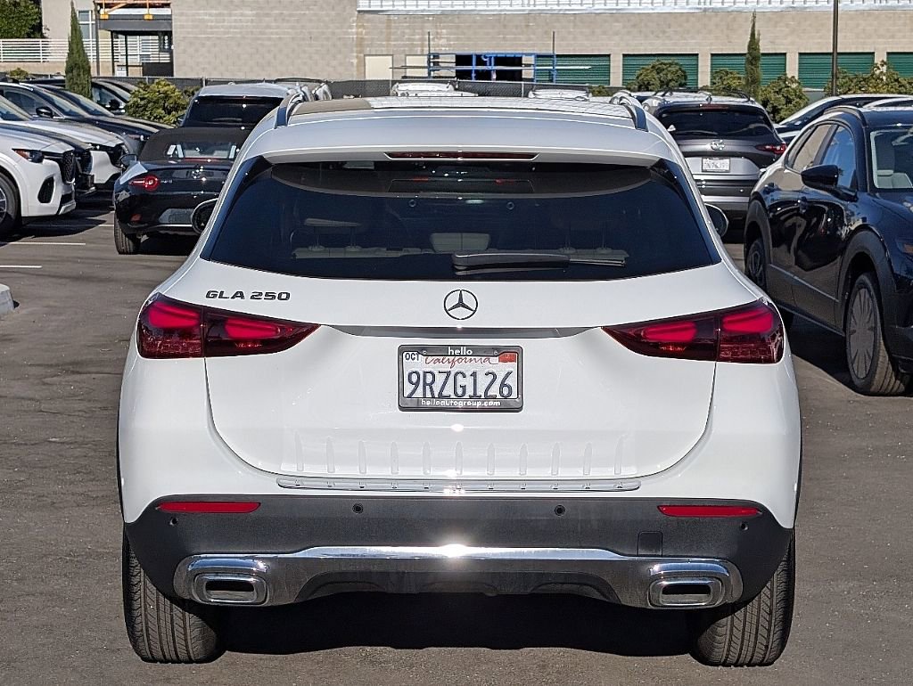 Used 2025 Mercedes-Benz GLA 250 image 10