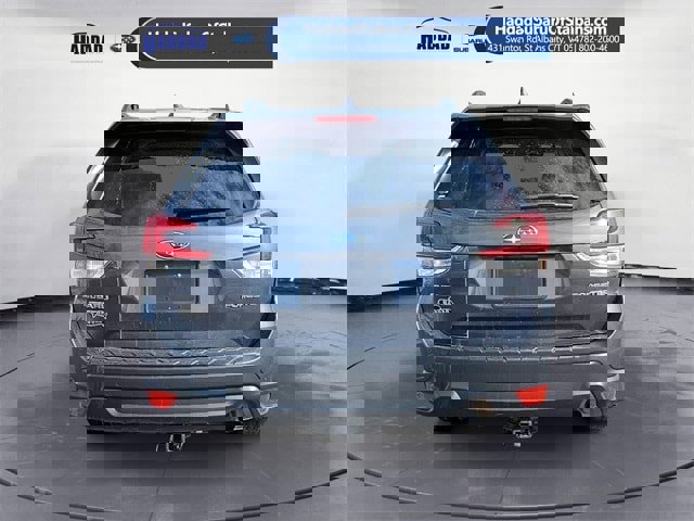 Used 2023 Subaru Forester Premium image 4