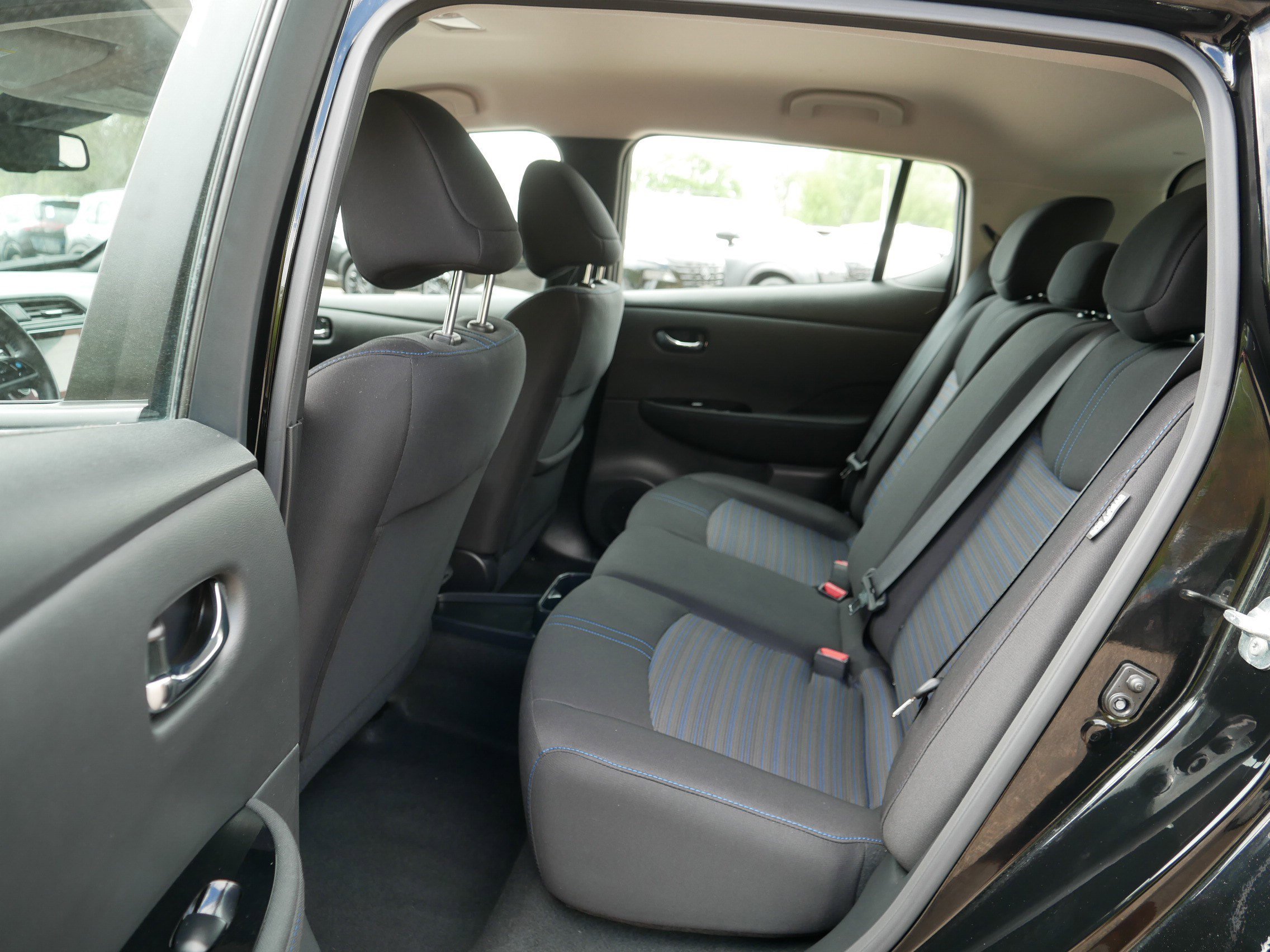 Certified 2023 Nissan Leaf SV Plus FWD image 36