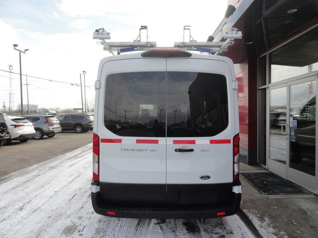 Used 2019 Ford Transit 150 XLT image 4
