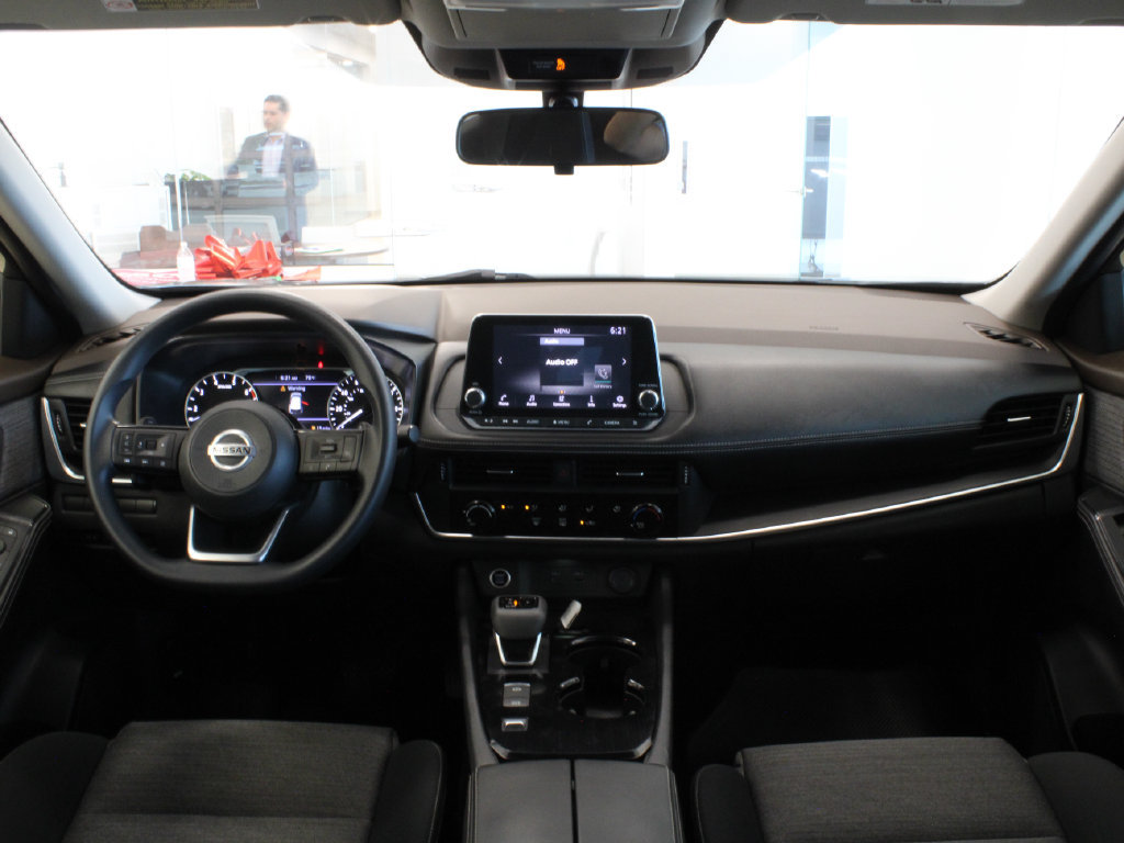 Used 2021 Nissan Rogue S FWD image 17