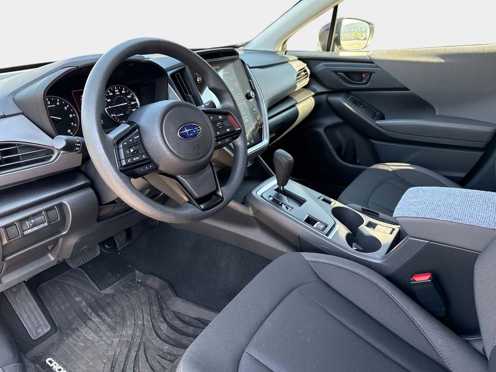 Used 2025 Subaru Crosstrek 2.0i Premium w/ Popular Package #4 image 32