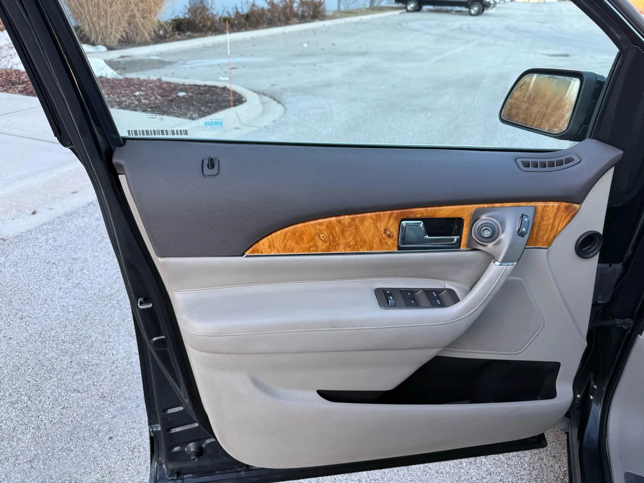 Used 2013 Lincoln MKX FWD image 11