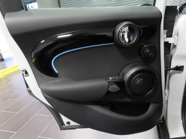 Used 2023 MINI Cooper S image 11