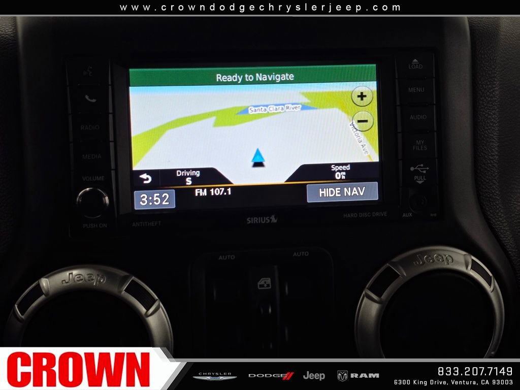 Used 2015 Jeep Wrangler Unlimited Sahara w/ Connectivity Group image 26