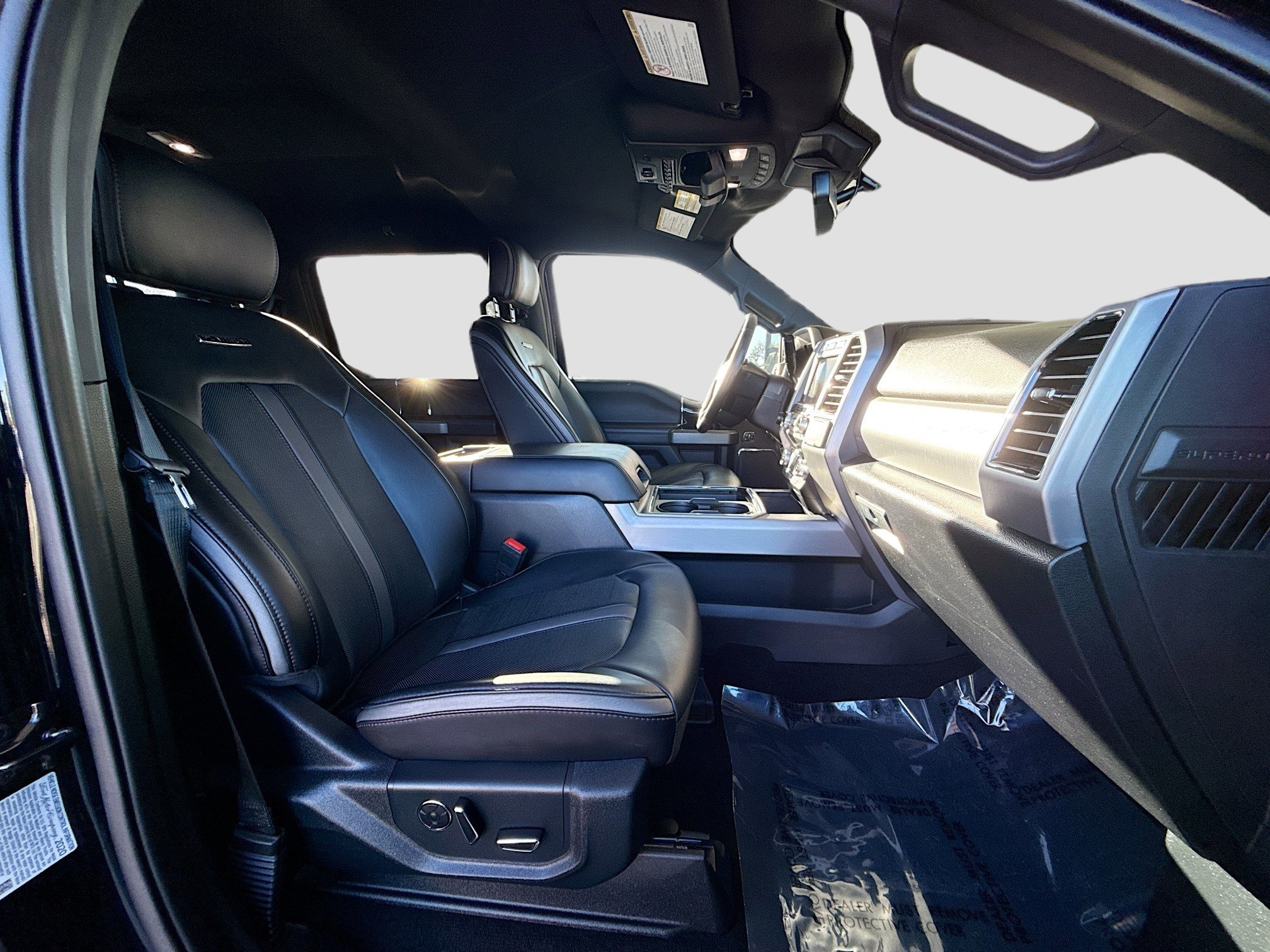 Used 2020 Ford F350 Platinum w/ Snow Plow Prep Package image 28