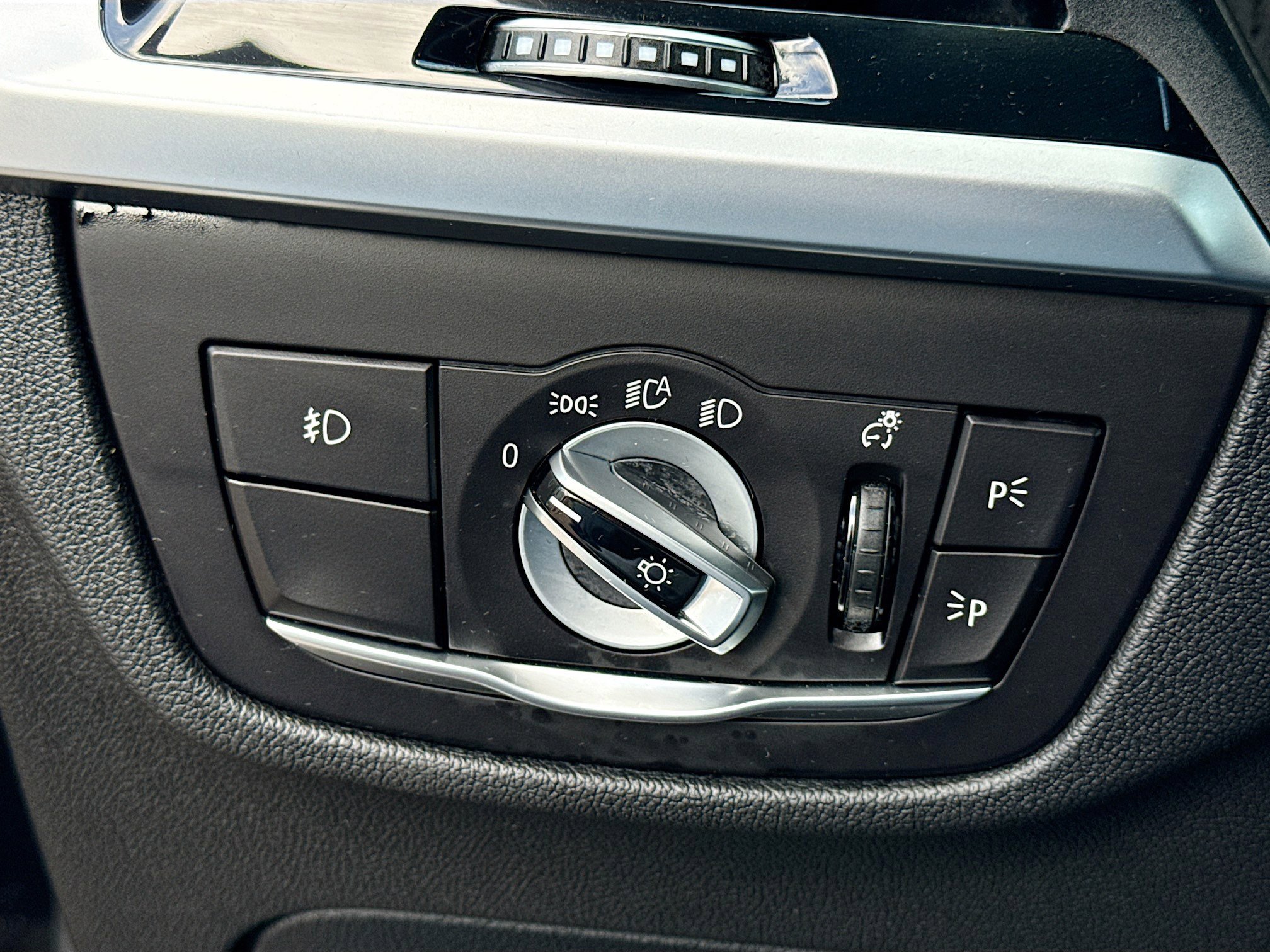 Used 2019 BMW X3 sDrive30i image 35