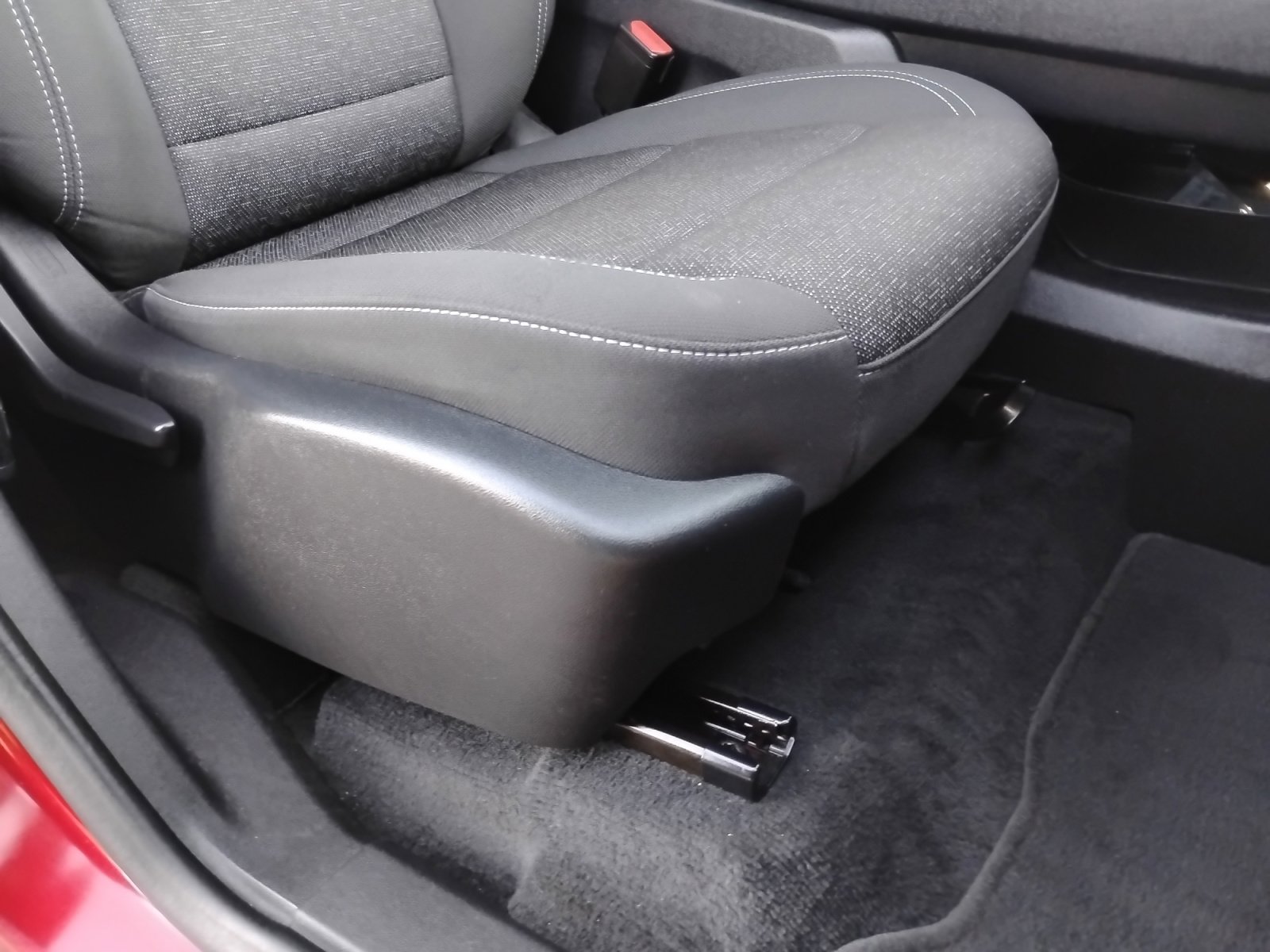 Used 2024 Chevrolet Traverse LT w/ Trailering Package image 25