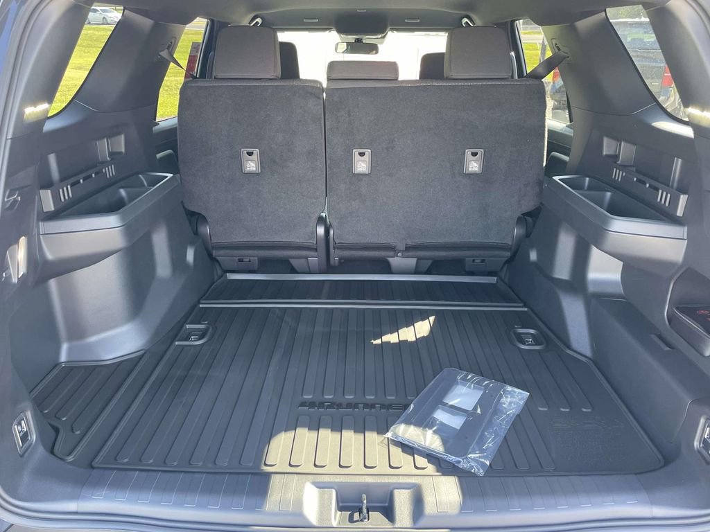 Used 2026 Toyota 4Runner SR5 image 9