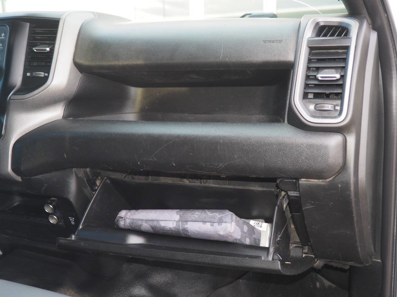 Used 2021 RAM 2500 Tradesman w/ Chrome Appearance Group image 13