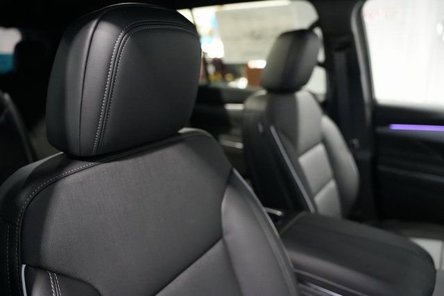 New 2026 Buick Enclave Preferred w/ Power Package AWD/4WD image 25