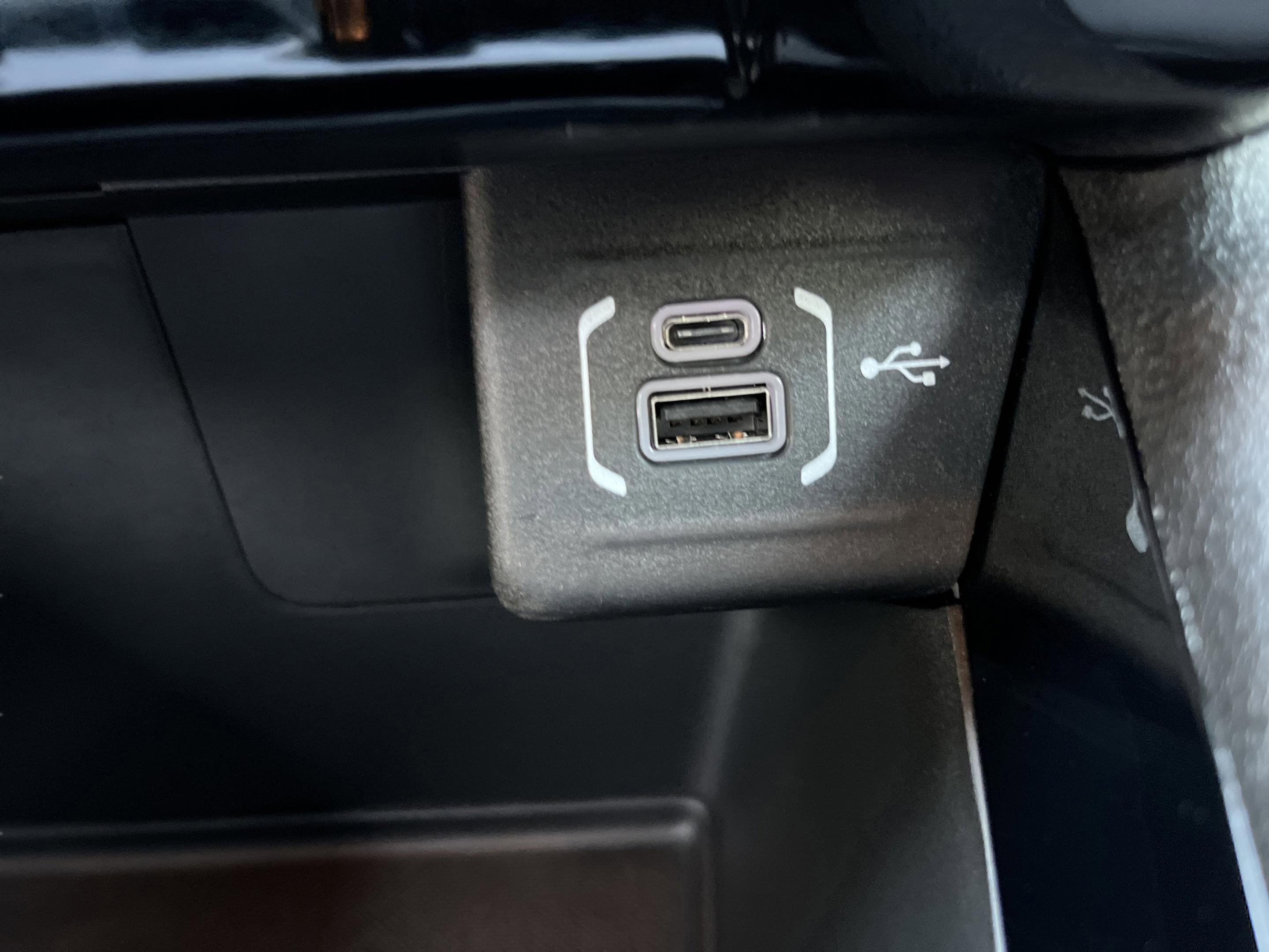 New 2026 Jeep Compass Latitude AWD/4WD image 24