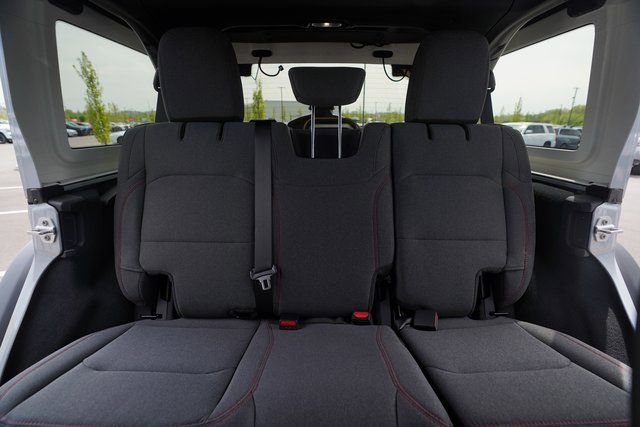 New 2024 Jeep Wrangler Unlimited Rubicon w/ Capability Package image 30