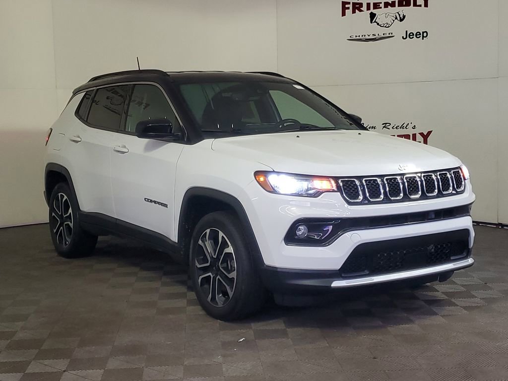Used 2023 Jeep Compass Limited image 2