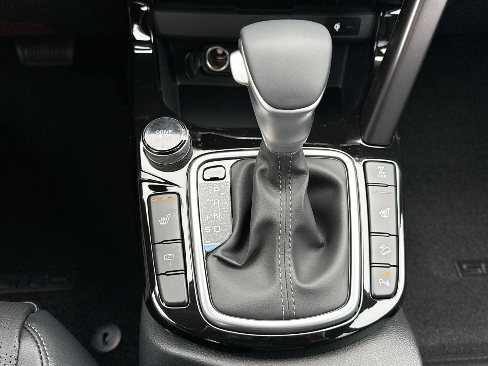 New 2026 Kia Seltos EX image 21