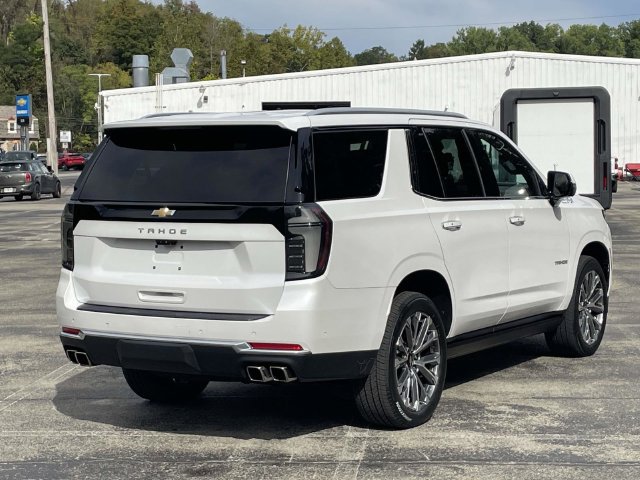 Used 2025 Chevrolet Tahoe High Country AWD/4WD image 3