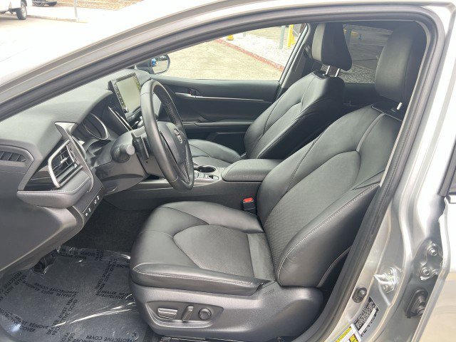 Used 2023 Toyota Camry XSE FWD image 18