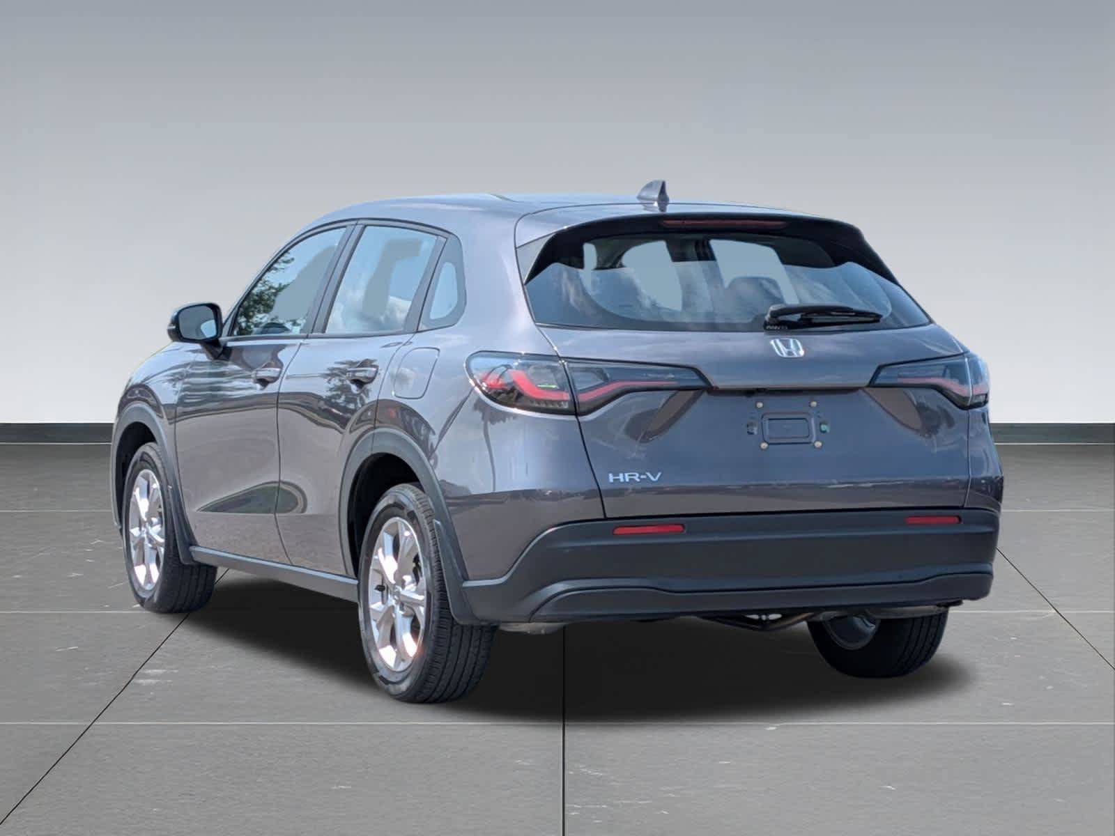 Certified 2023 Honda HR-V LX image 3