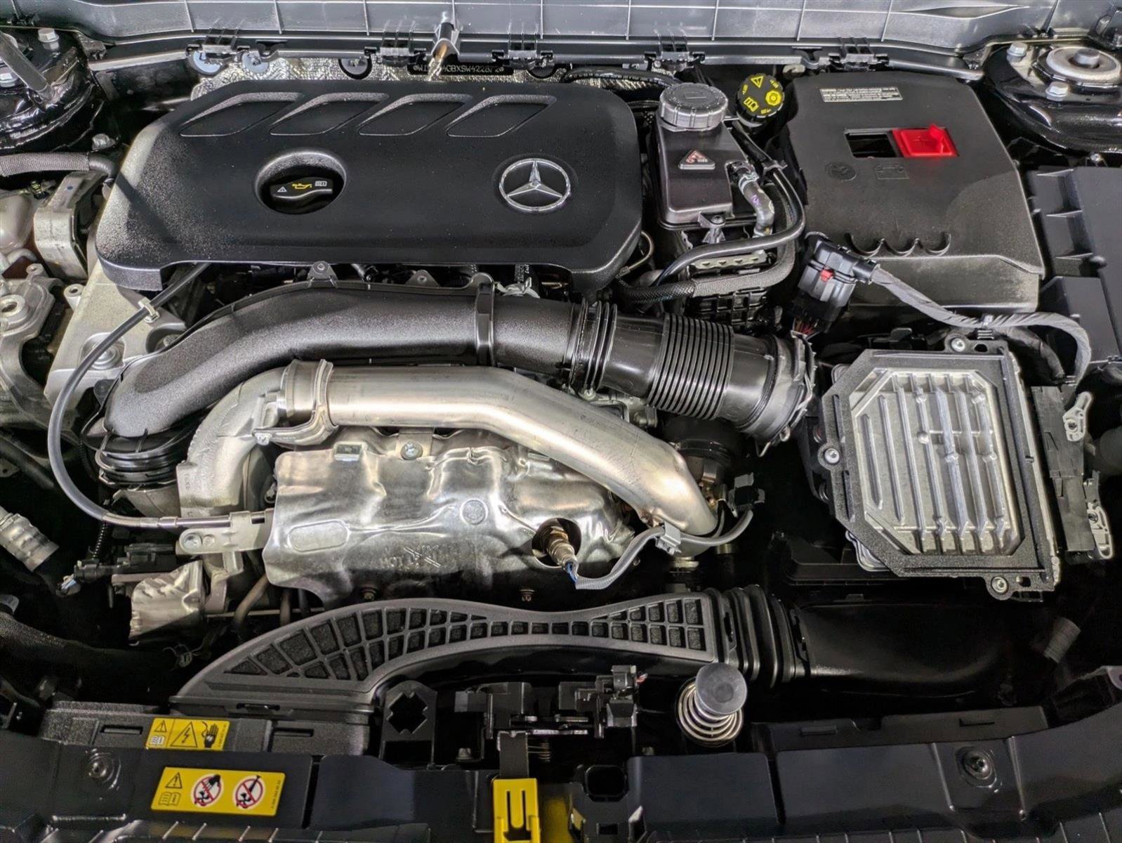 Certified 2025 Mercedes-Benz GLB 250 image 22