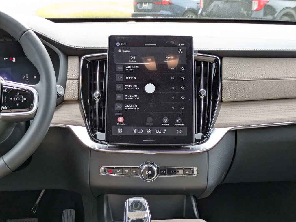 Used 2026 Volvo XC90 B6 Plus w/ Protection Package Premier AWD/4WD image 20