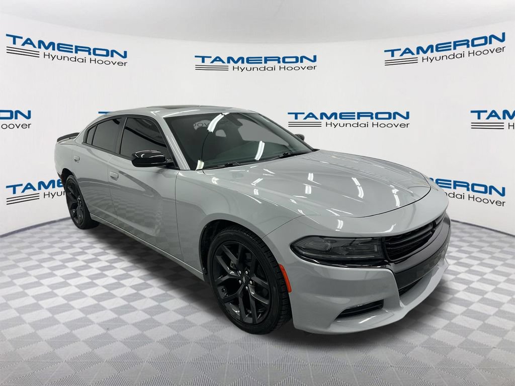 Used 2022 Dodge Charger SXT w/ Driver Convenience Group RWD image 7
