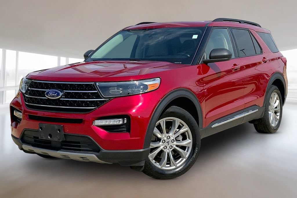 Used 2020 Ford Explorer XLT w/ Equipment Group 202A AWD/4WD image 1