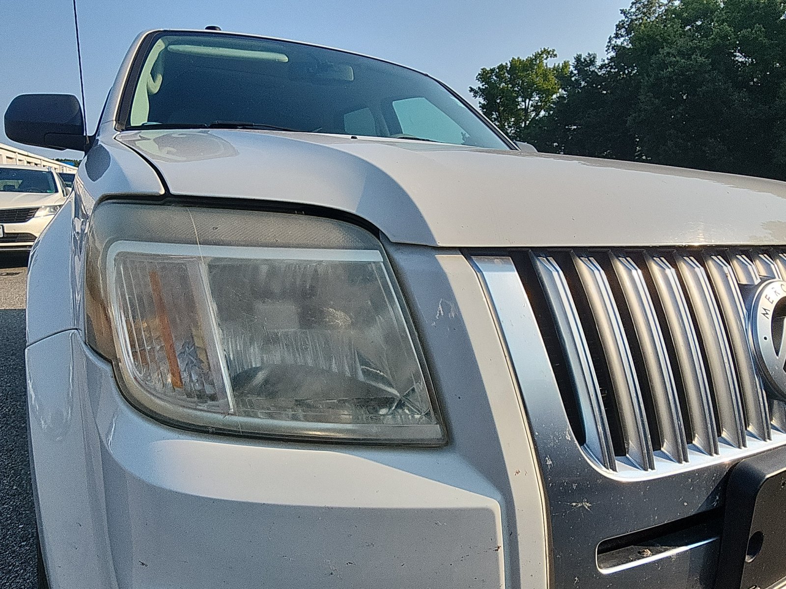 Used 2010 Mercury Mariner 2WD image 9