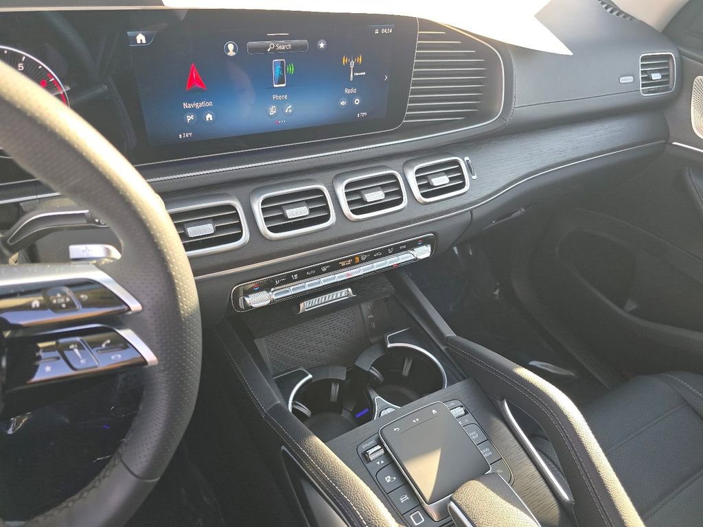 New 2026 Mercedes-Benz GLS 450 4MATIC image 32