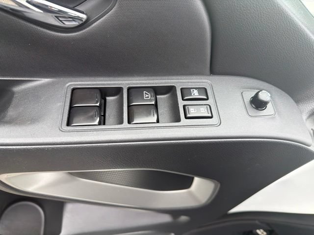 Used 2022 Nissan Frontier SV w/ Technology Package AWD/4WD image 10
