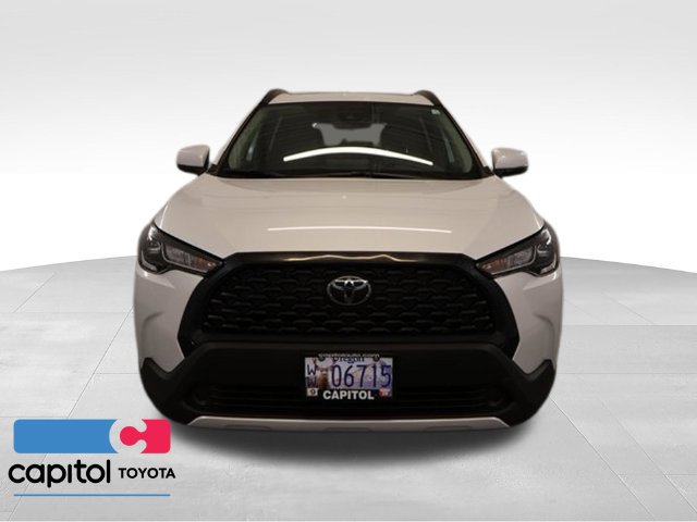 Certified 2022 Toyota Corolla Cross LE w/ Moonroof Package AWD/4WD image 7