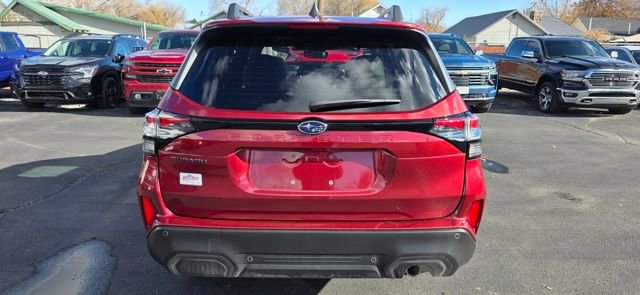 Used 2025 Subaru Forester Limited image 5