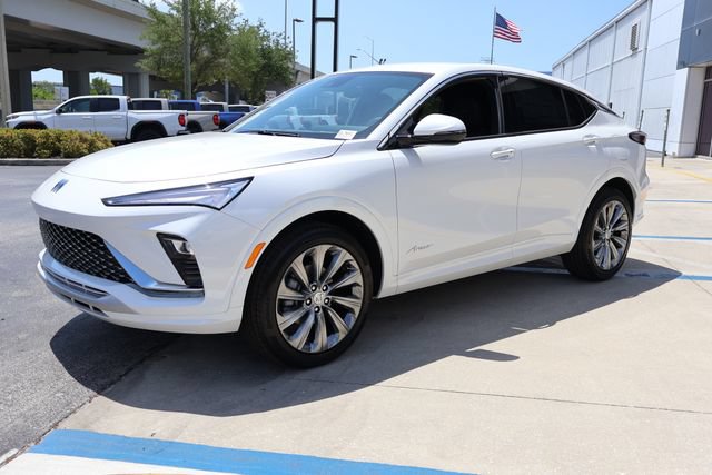 New 2026 Buick Envista Avenir FWD image 3